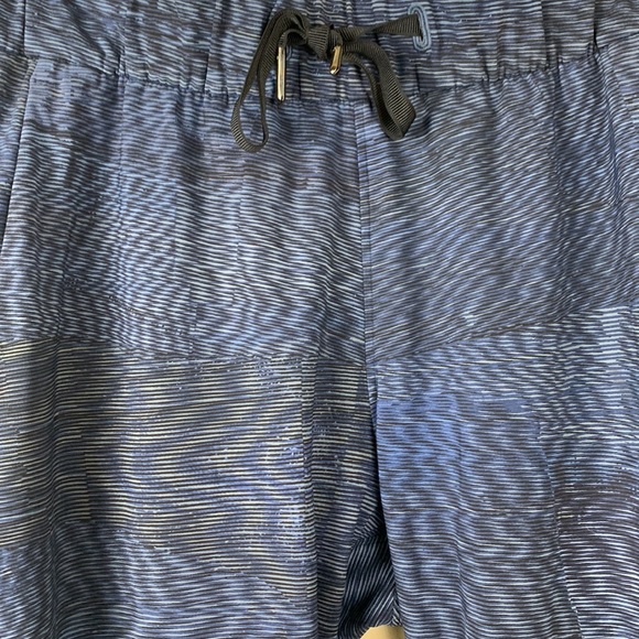 Lululemon On The Fly Pant *28" - Linear Flux Battleship Multi - Picture 6 of 8